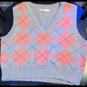 cute crop sweater, i would wear with a white turtle neck underneath